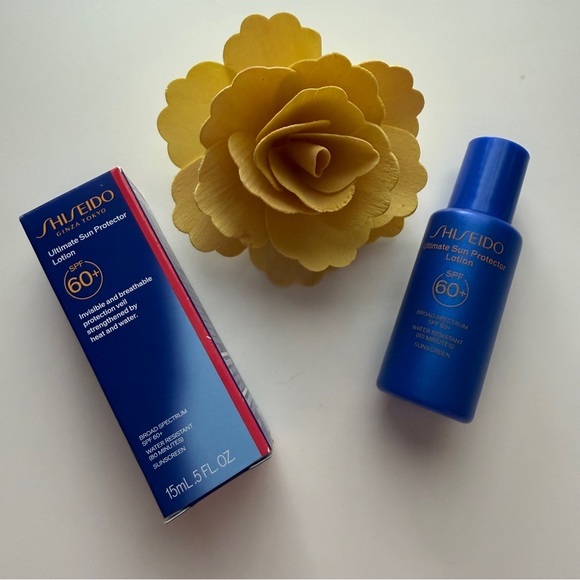 Shiseido Skincare Travel Set - Picture 4 of 6
